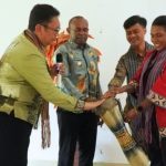 Bupati Sarmi Hadiri Bimtek Mitigasi Risiko Pengadaan Barang dan Jasa bagi Pengusaha OAP Wilayah Adat Tabi