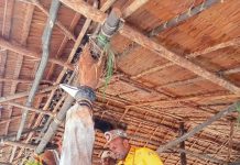 Bupati Sarmi : Rumah Adat Simbol Identitas dan Kearifan Lokal Yang Harus Dilestarikan